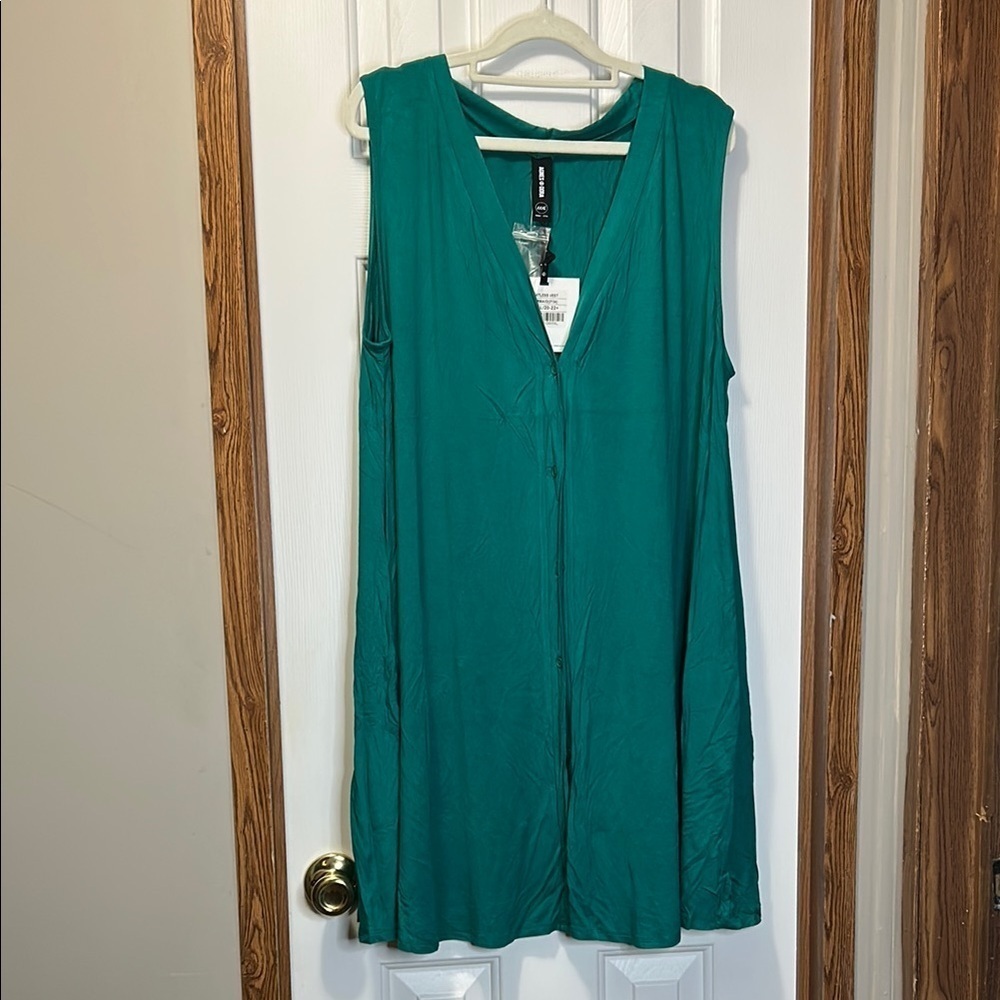 Agnes & Dora Green Sleeveless Relaxed Vest
